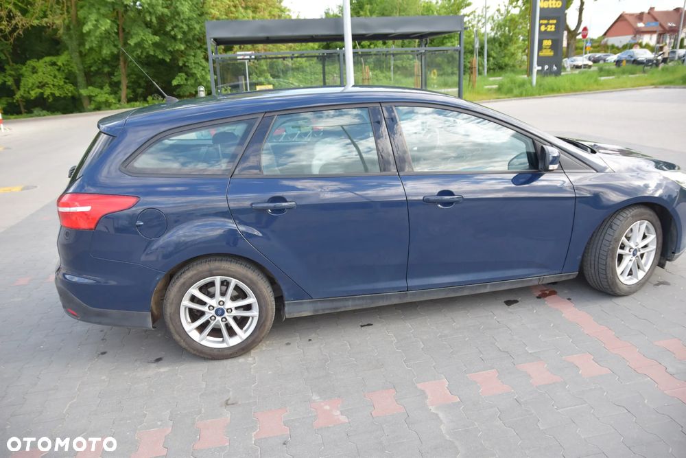 Ford Focus 1.5 EcoBoost Trend ASS - 17
