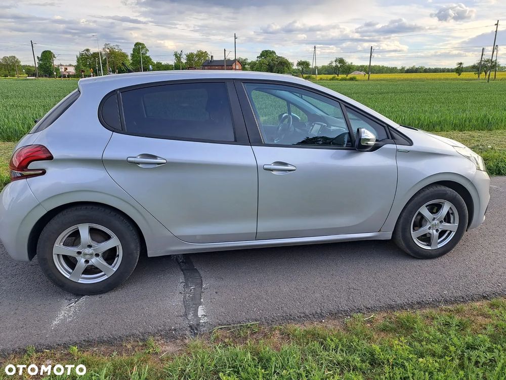 Peugeot 208 82 VTI Active - 9