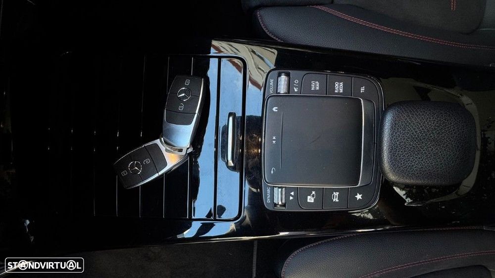 Mercedes-Benz A 250 4Matic 8G-DCT Edition AMG Line - 14