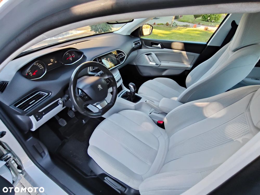 Peugeot 308 HDi FAP 92 Active - 27