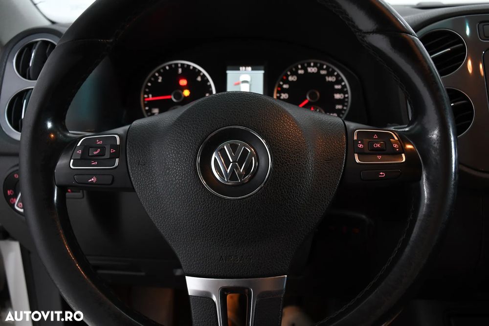 Volkswagen Tiguan 2.0 TDI DPF BlueMotion Technology Cup Sport & Style - 20
