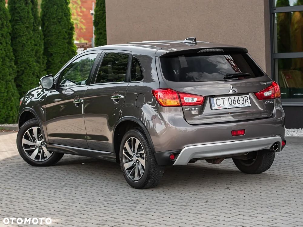 Mitsubishi ASX - 9