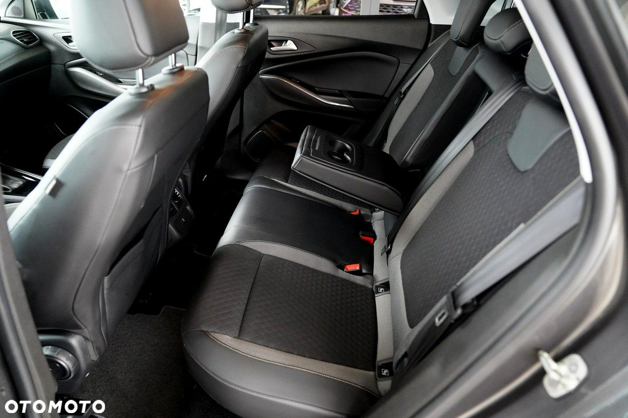 Opel Grandland X - 18