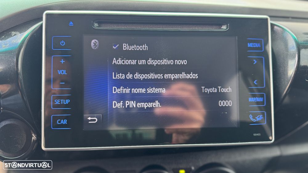 Toyota Hilux 2.4 D-4D 4WD CD Tracker - 18