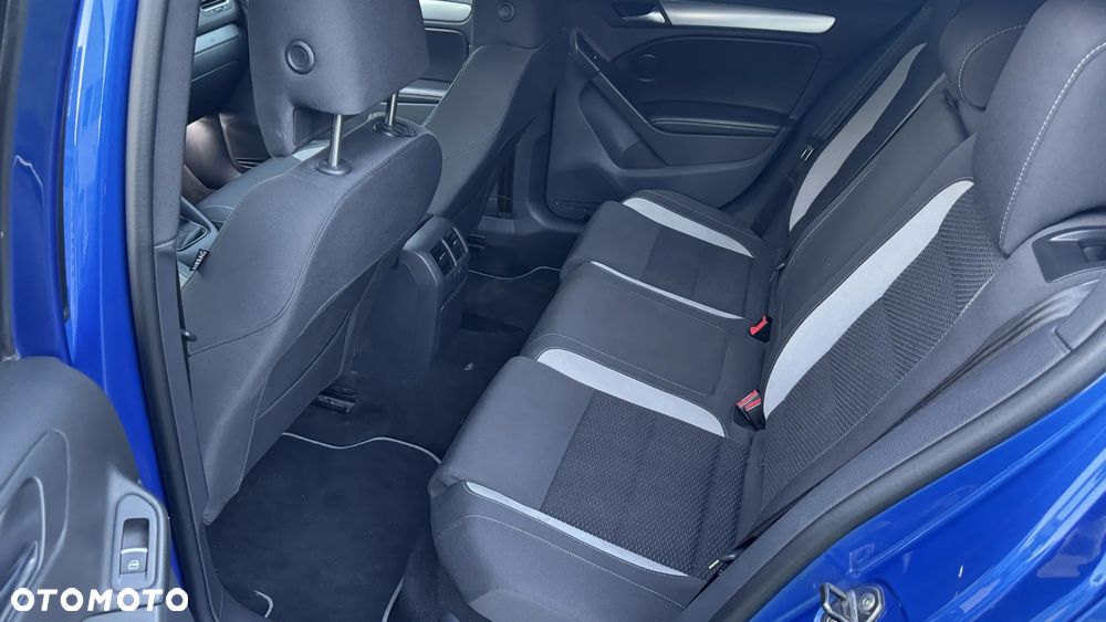 Volkswagen Golf 2.0 R - 10