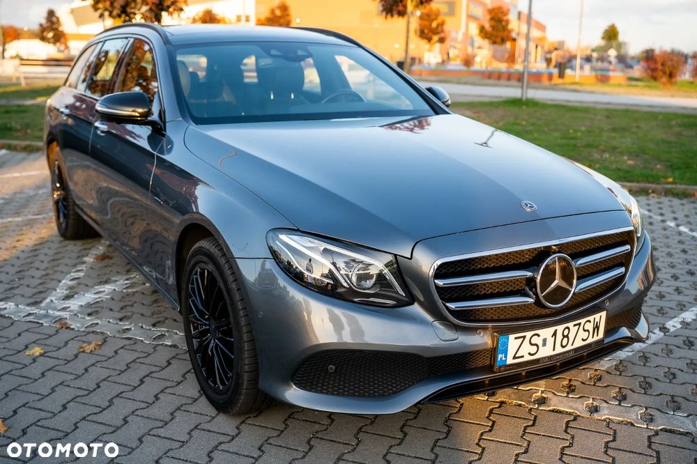 Mercedes-Benz Klasa E - 21