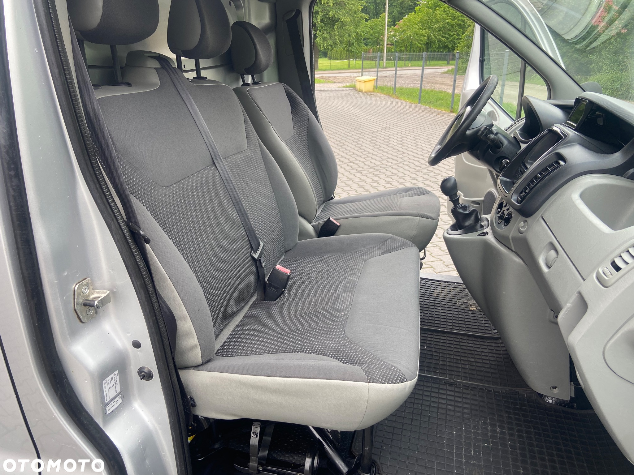 Opel Vivaro - 18
