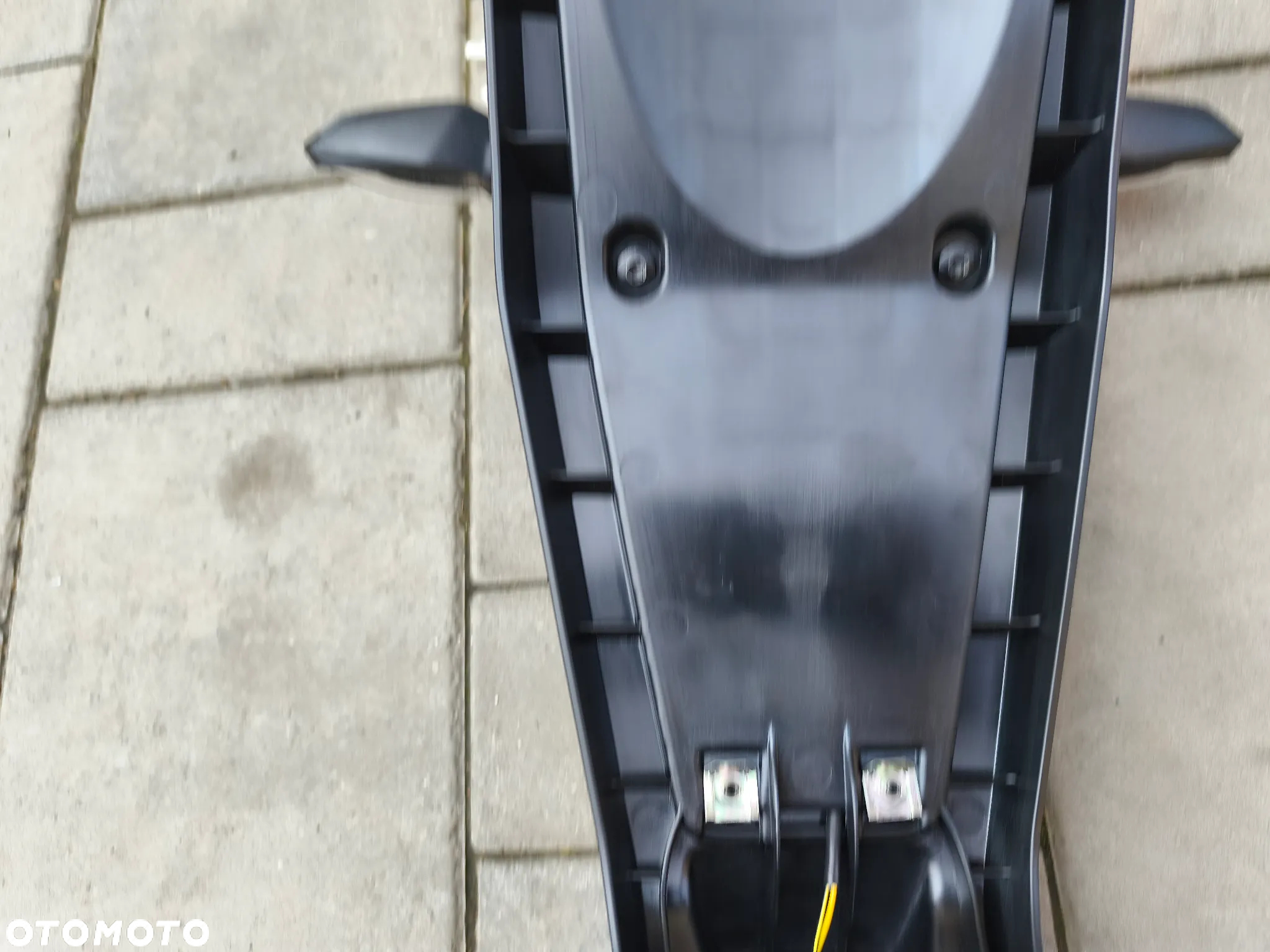 Mocowanie, podświetlenie tablicy rejestracyjnej, ogon, kierunkowskazy Husqvarna 701 SM - 18