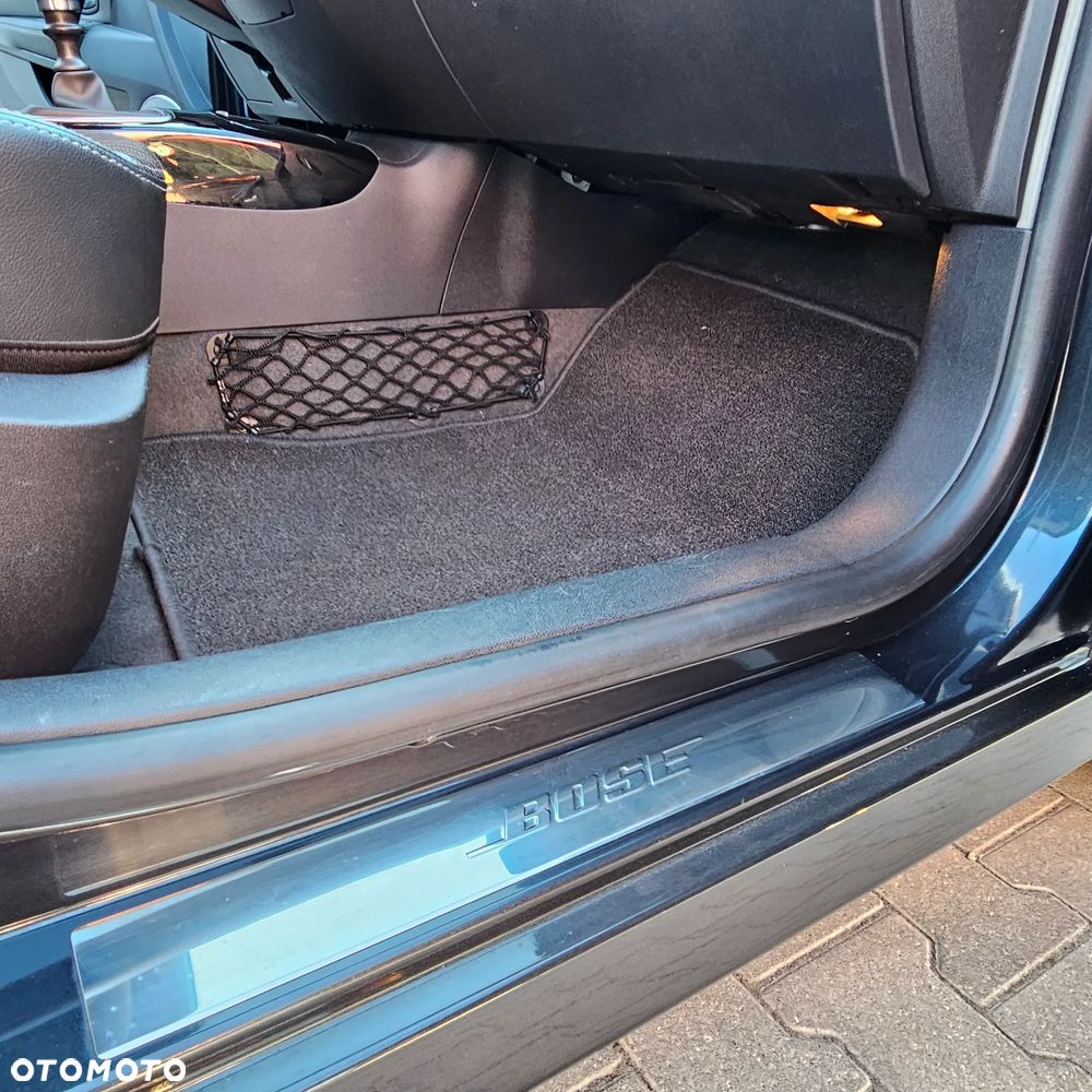 Renault Laguna dCi 150 FAP Bose - 24
