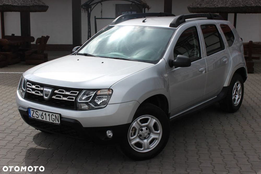 Dacia Duster 1.5 dCi Laureate 4x4 - 19