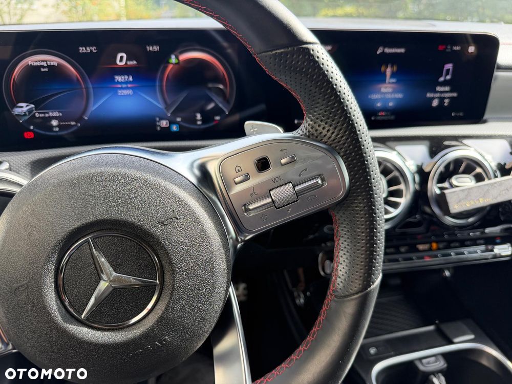 Mercedes-Benz CLA 250 4-Matic 7G-DCT - 12