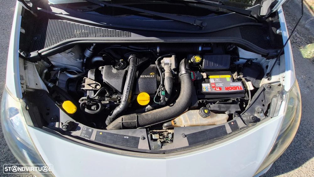 Renault Clio Break 1.5 dCi Dynamique S - 11
