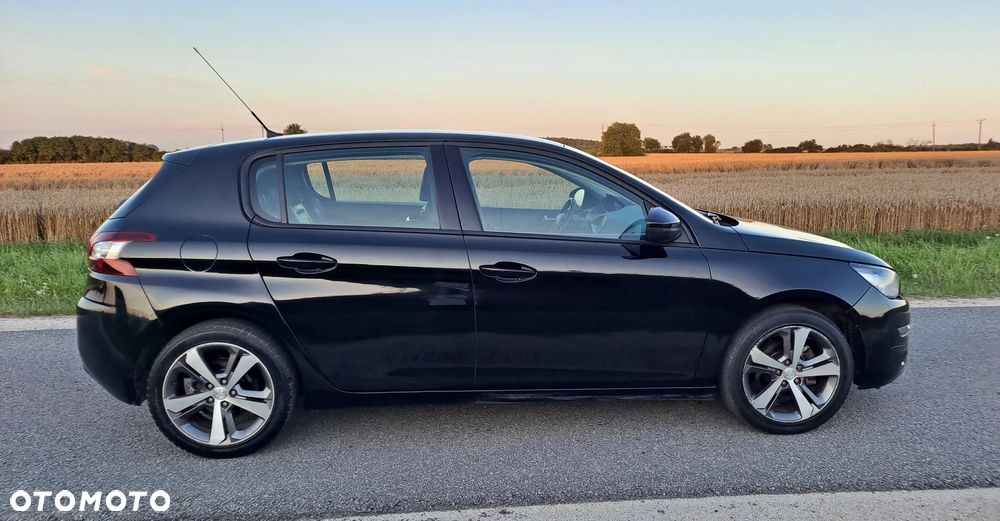 Peugeot 308 1.6 e-HDi Allure S&S - 8