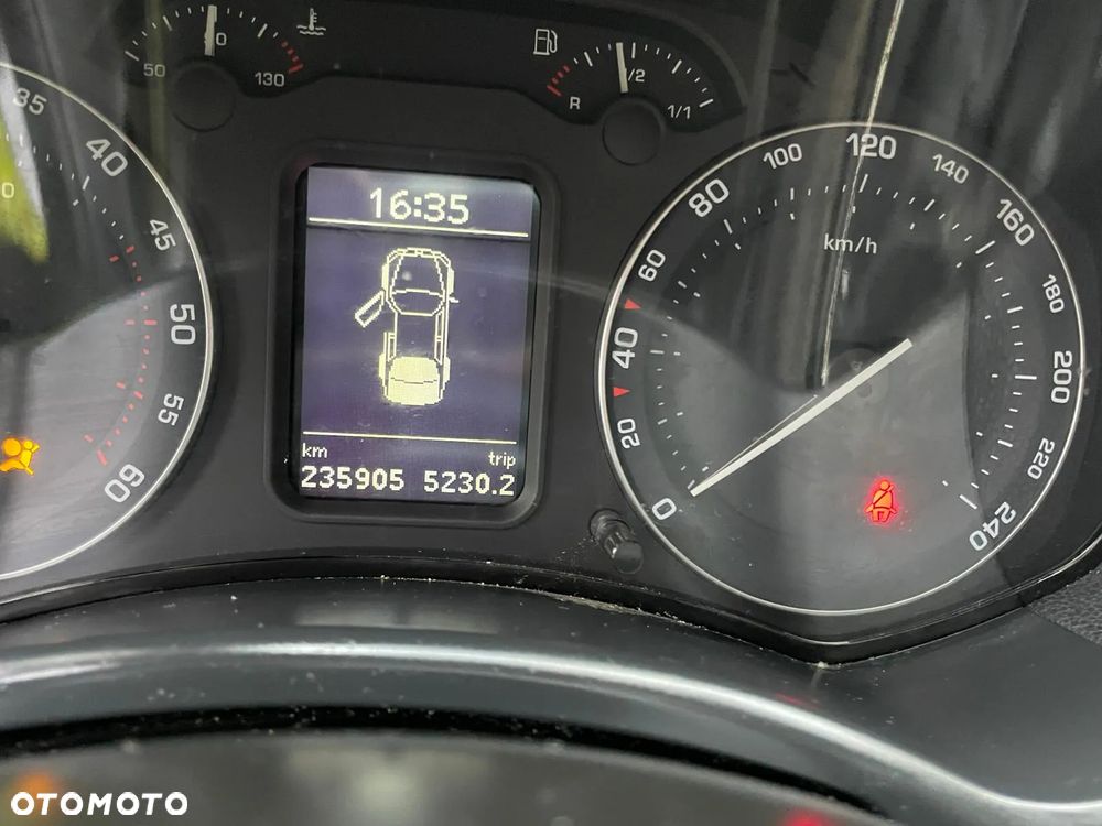 Skoda Octavia - 10