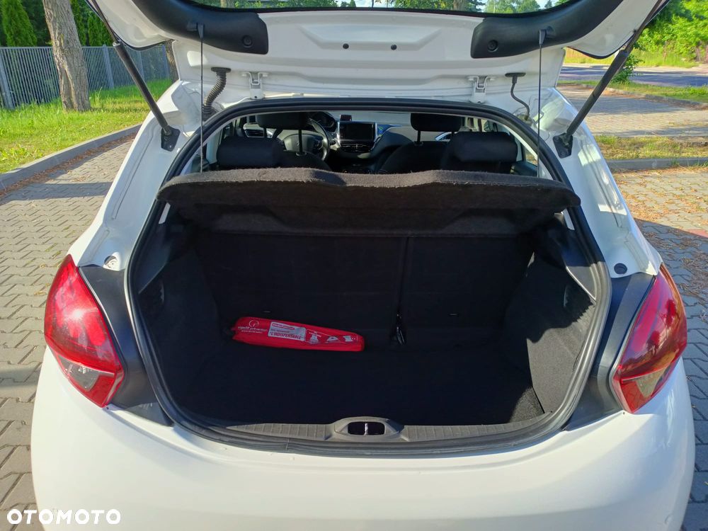 Peugeot 208 PureTech 68 Active - 11