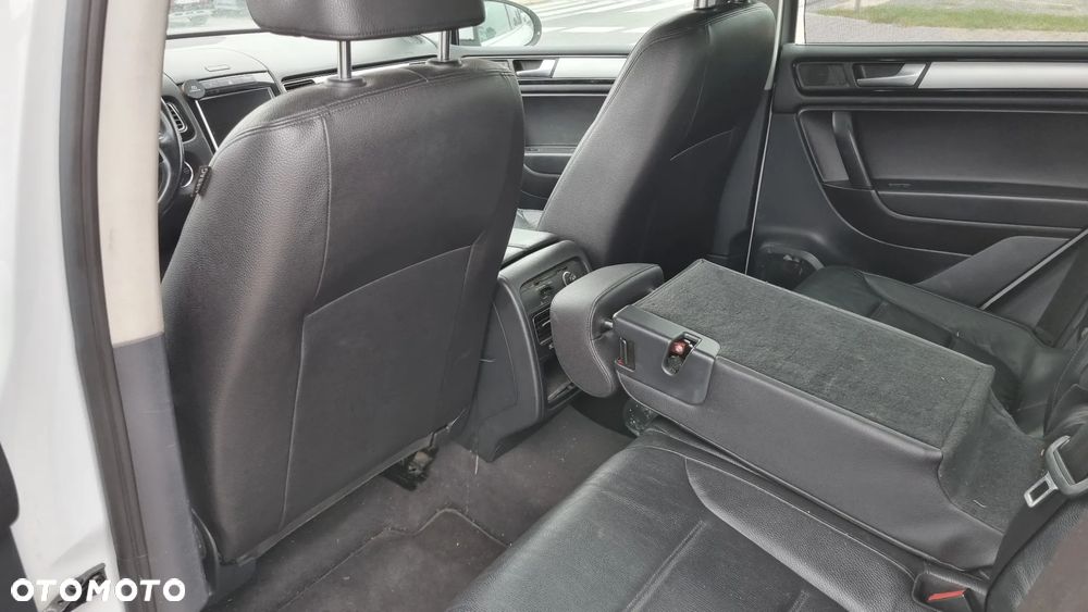 Volkswagen Touareg 3.0 V6 TDI Blue Motion DPF Automatik Exclusive Terrain Tech - 27