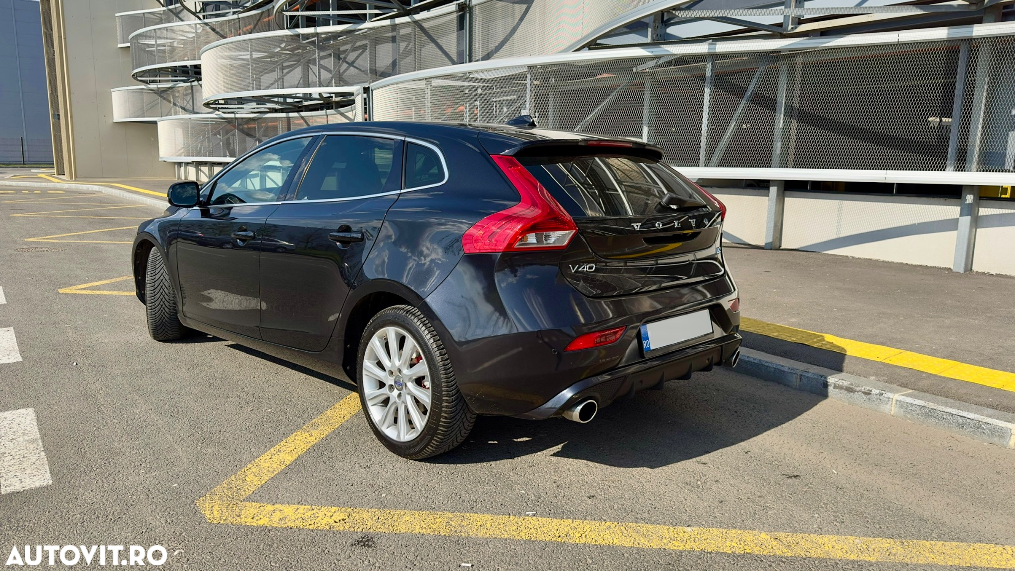 Volvo V40 D2 ECO Momentum - 3