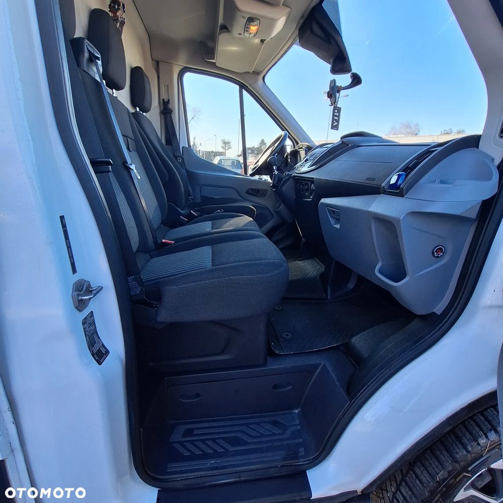 Ford TRANSIT FCD - 6