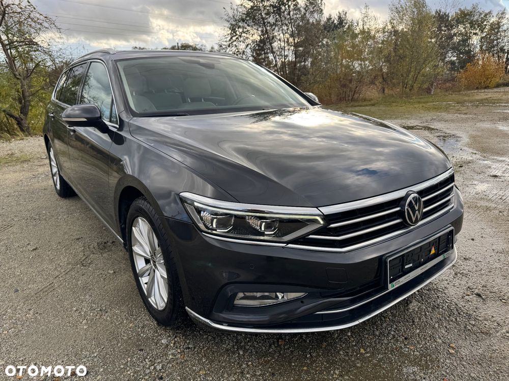 Volkswagen Passat Variant 2.0 TDI SCR DSG Highline - 10