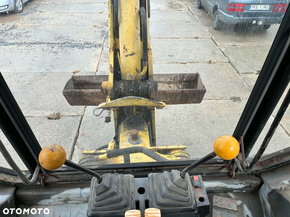 JCB 3CX - 17