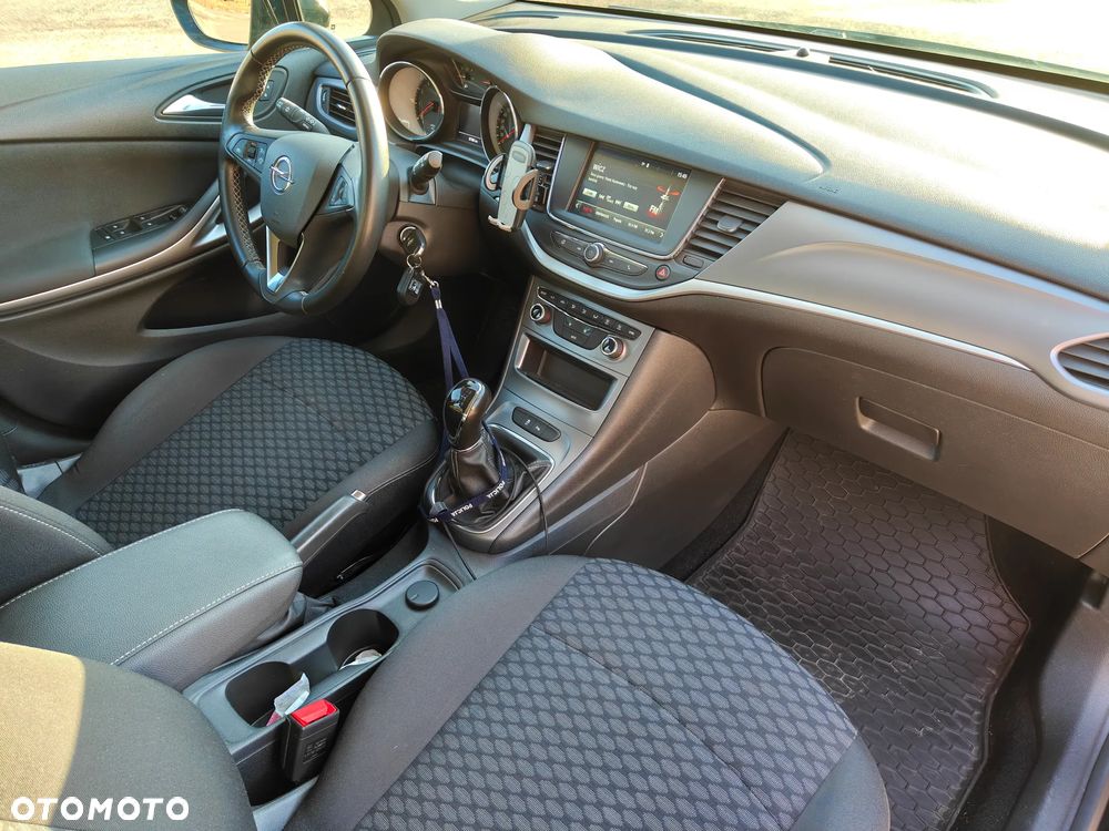 Opel Astra 1.4 T Enjoy - 21