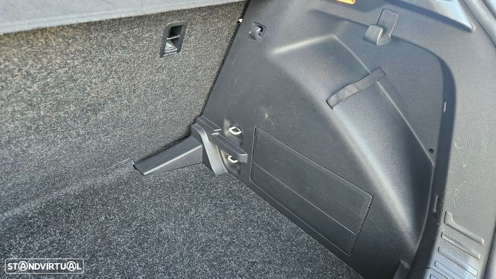 Skoda Fabia 1.0 MPI - 11