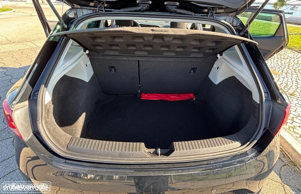SEAT Leon 1.6 TDI ECOMOTIVE Style - 8