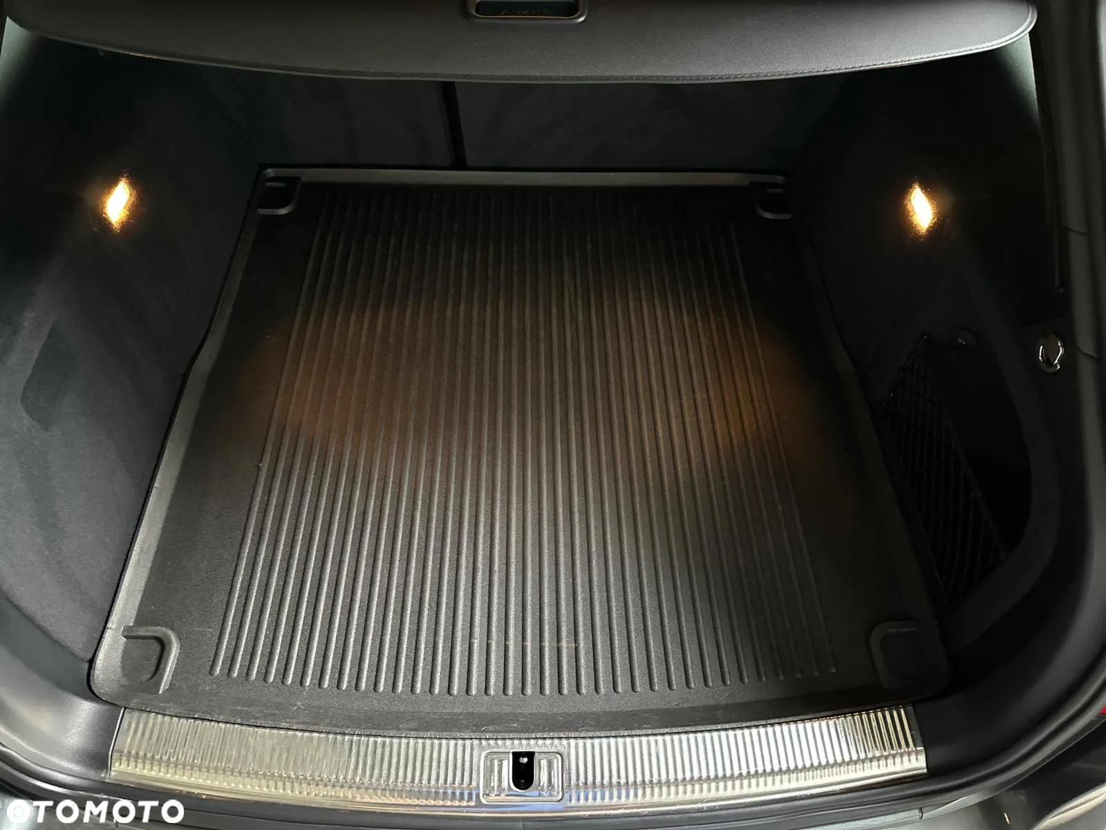Audi A4 Avant 2.0 TFSI quattro S tronic S line Sportpaket - 29