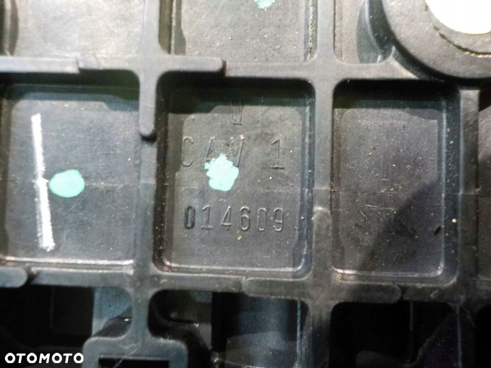 CHRYSLER GRAND VOYAGER V 09r spryskiwacz lampy lewy przod 014609 - 15