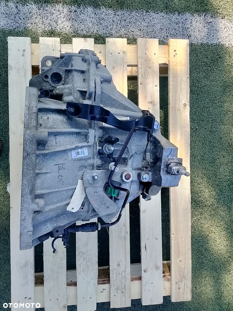 Skrzynia biegów PK4007 2.0 DCI Renault Laguna III - 2