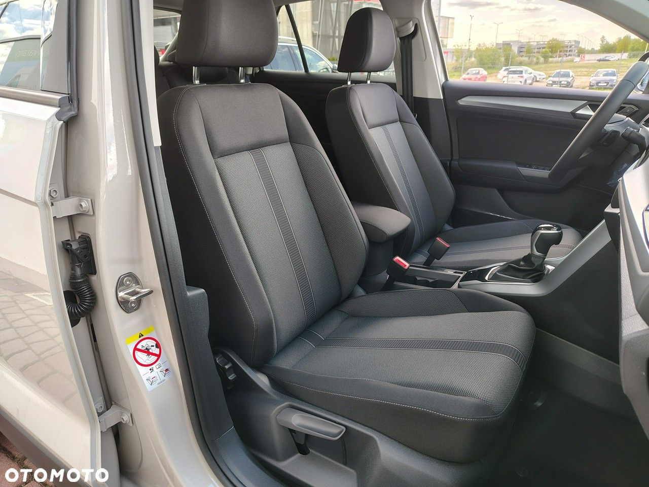 Volkswagen T-Roc 1.5 TSI Life DSG - 9