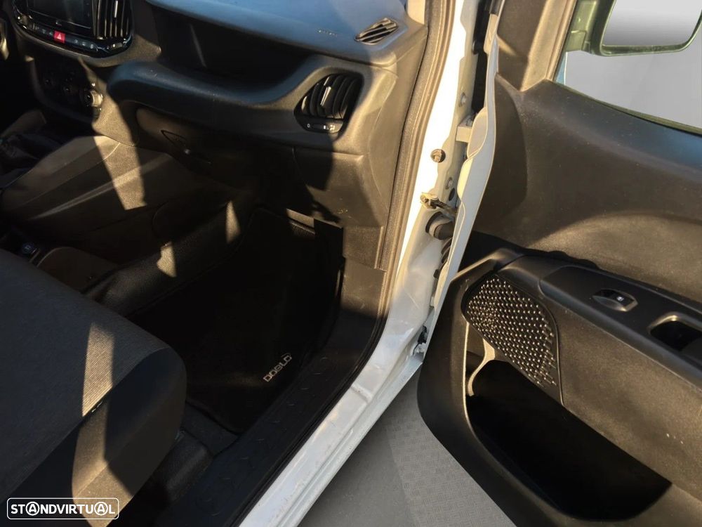 Fiat Doblo 1.6 MJ 3L - 19