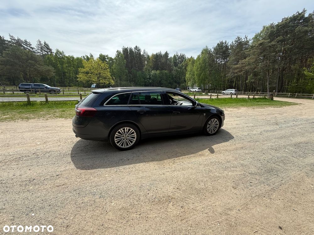 Opel Insignia 2.0 T Cosmo 4x4 S&S - 6