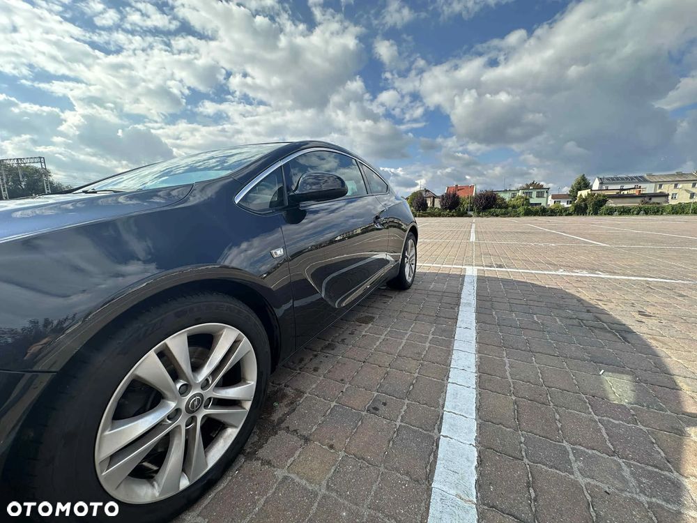 Opel Astra 1.4 T Sport - 9