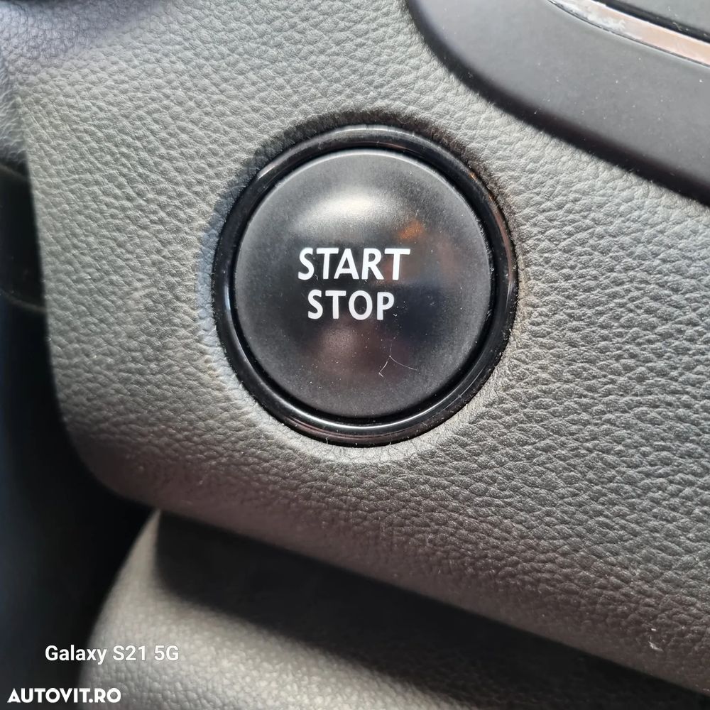 Renault Megane ENERGY dCi 110 EDC LIMITED - 16