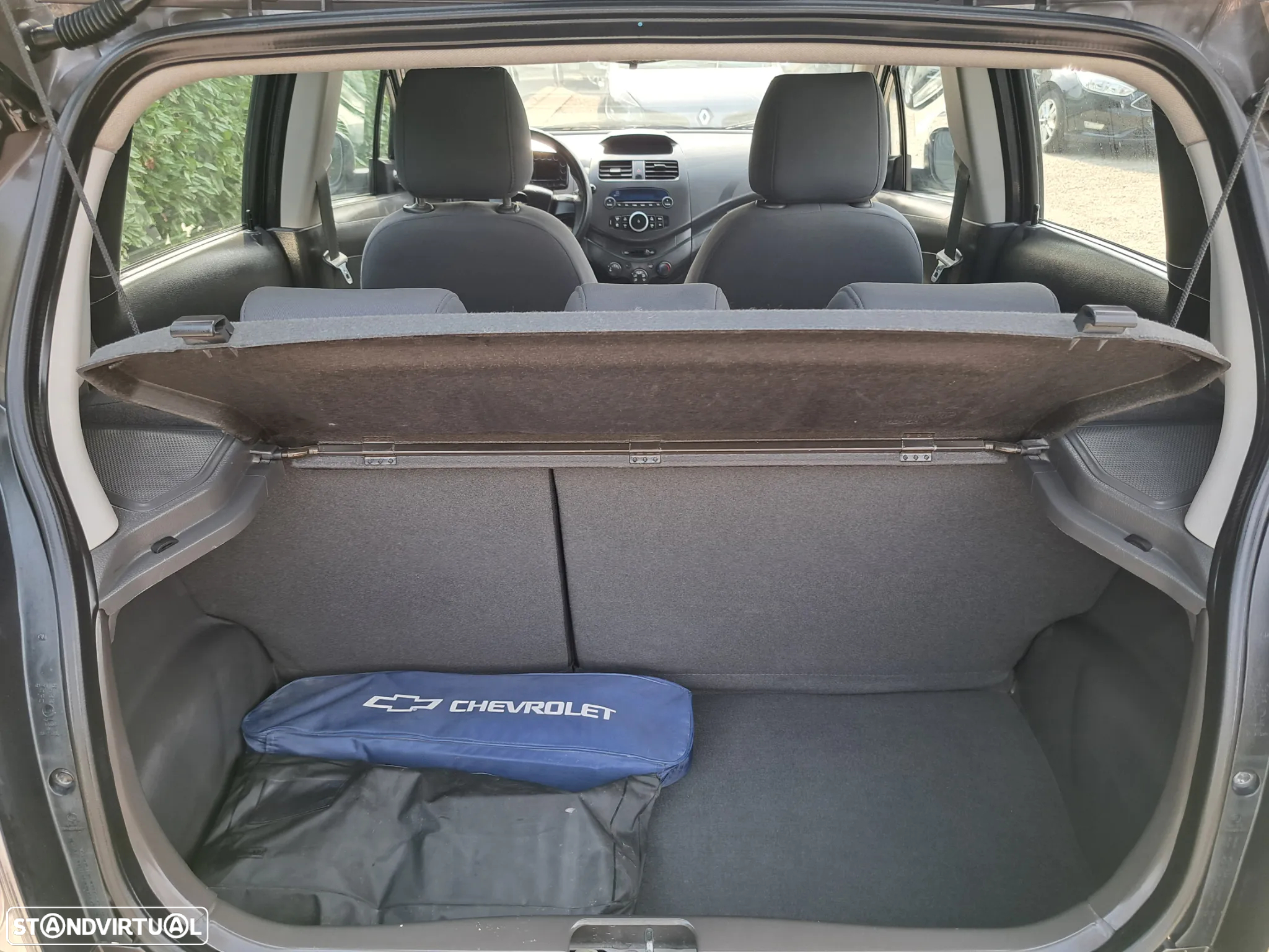 Chevrolet Spark 1.0 LS Bi-Fuel - 10