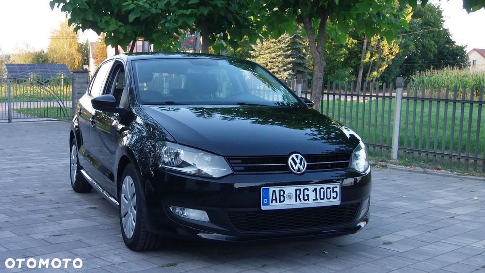 Volkswagen Polo - 2