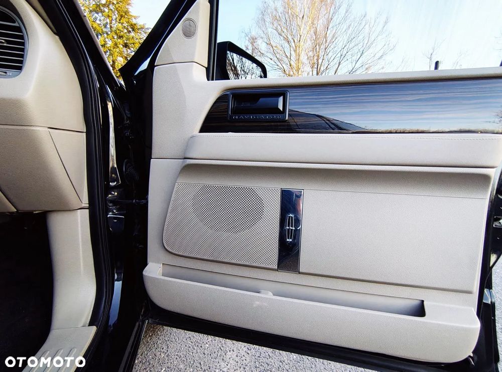 Lincoln Navigator 5.4 4x4 - 40