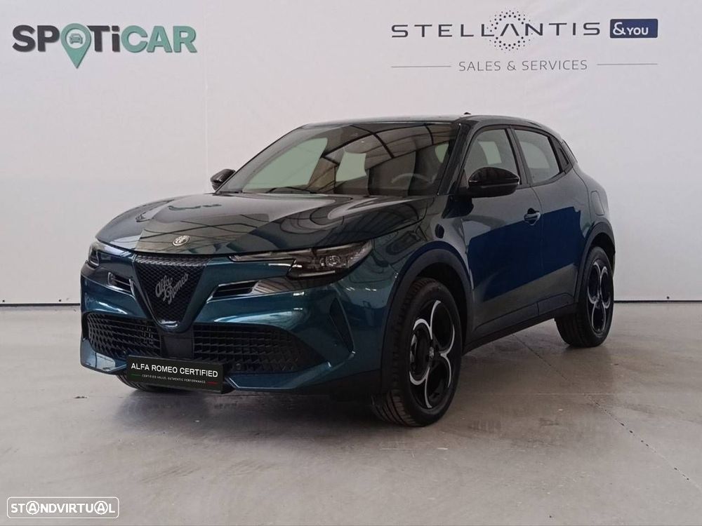 Alfa Romeo Junior 1.2 eDCT6 - 1