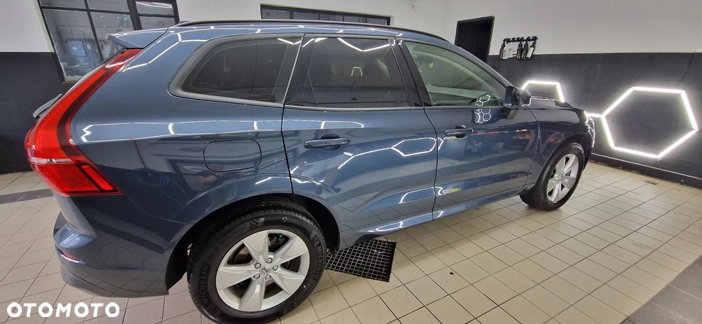 Volvo XC 60 B4 B Momentum - 5