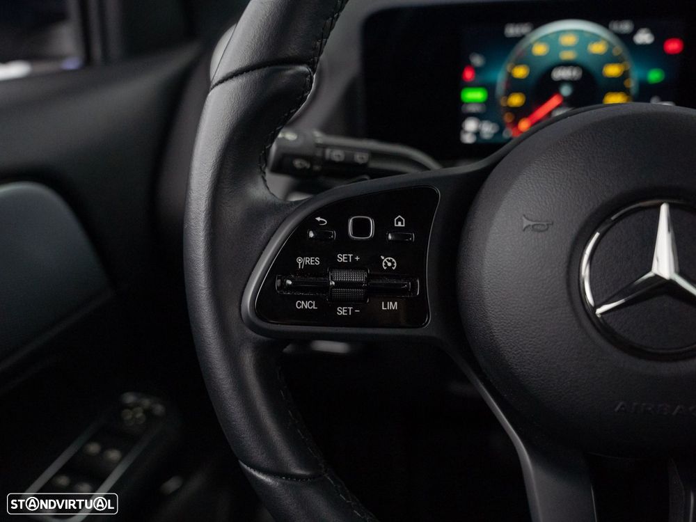 Mercedes-Benz GLA 250 e Style - 23