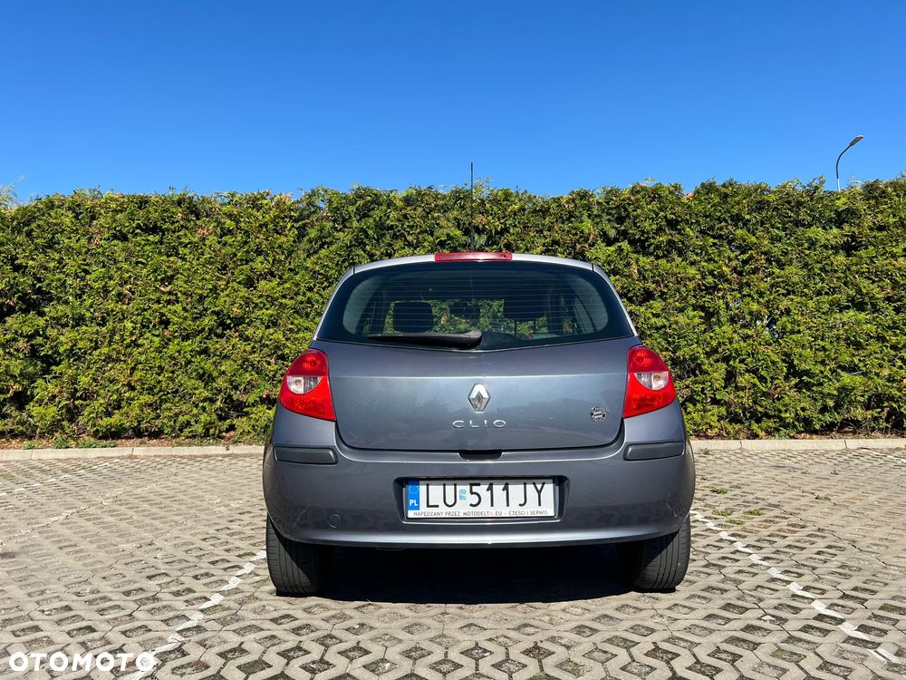 Renault Clio 1.2 16V Rip Curl - 6