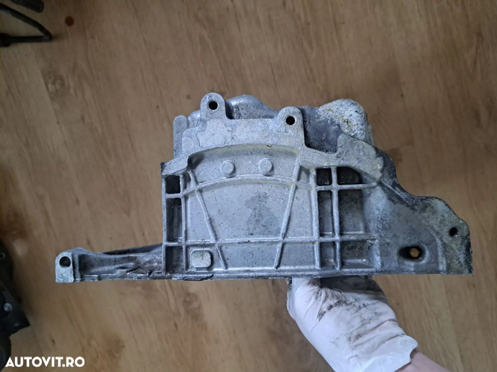 Baie ulei Originala BMW varianta in 3 pistoane/cilindri motor B37 F45 F46 F48 F56 F55 F54 F57 F60 - 5