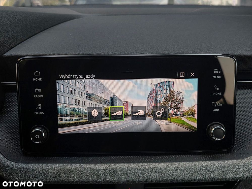 Skoda Kamiq 1.0 TSI Selection DSG - 31