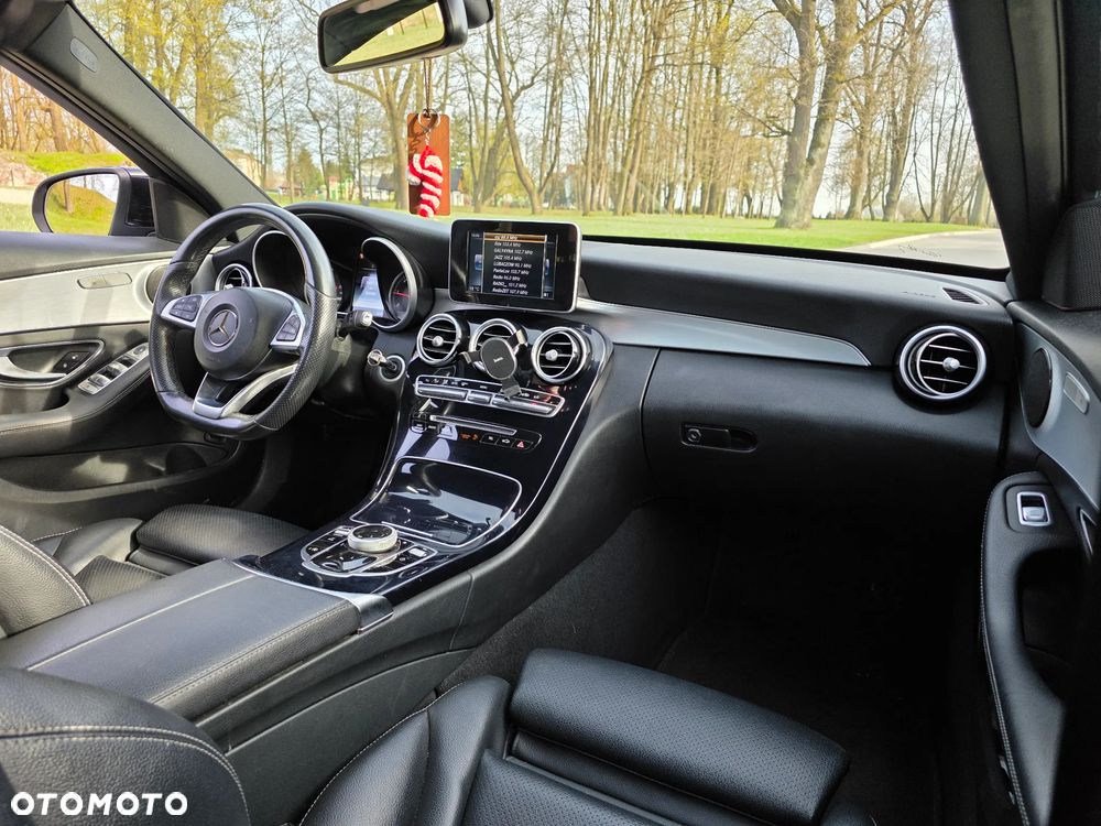 Mercedes-Benz Klasa C - 25