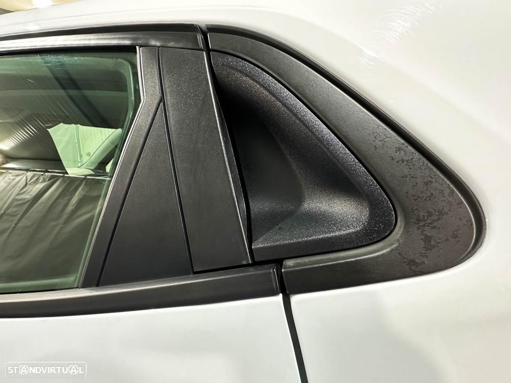 Renault Clio 1.6 E-Tech Intens - 19