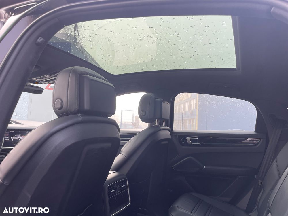 Porsche Cayenne Coupe Tiptronic S - 2