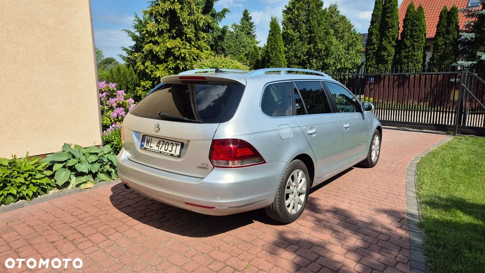 Volkswagen Golf 1.6 TDI DPF BlueMotion - 9