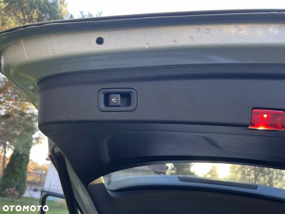 Mercedes-Benz GLE 350 d 4Matic 9G-TRONIC AMG Line - 9