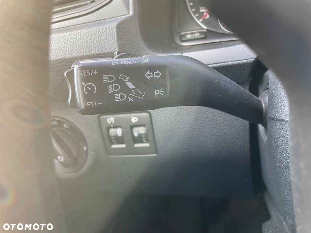 Volkswagen Caddy Maxi - 9